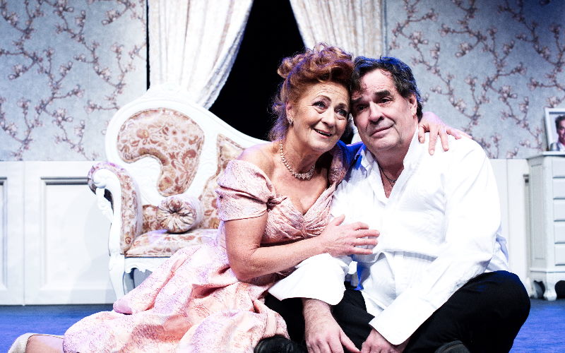 Třináct u stolu - agentura Halekýn